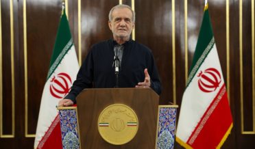 ایران کا فیصلہ کن جواب دشمن کو اس کے احمقانہ اقدام پر پشیمان کر دے گا: ایرانی صدر